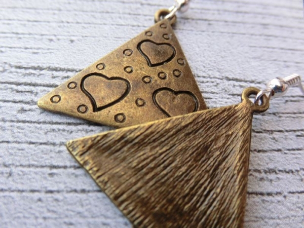 Dreieck Herz Ohrringe bronzefarben Geometrisch